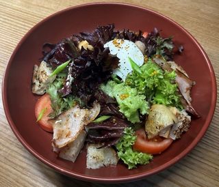 Фірмовий салат Тирло (190г)