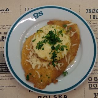 Kotlet drobiowy panierowany zapiekany z ananasem i  serem