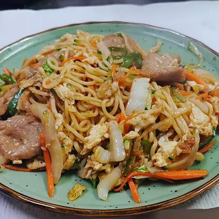 #31C Yakisoba Con Ternera