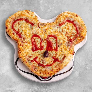 Mickey Mouse pizza
