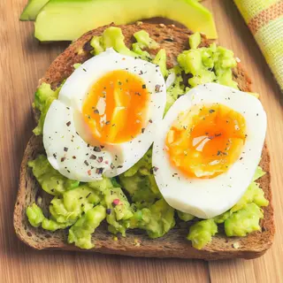 Tostada Aguacate