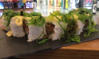 Uramaki Tori (8 Uds.)