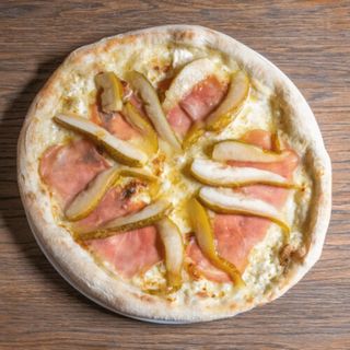 Pizza z Karmelizowana Gruszką