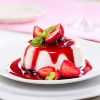 Panna Cotta Con Frutos Del Bosque