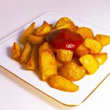 Ración De Patatas Bravas Con Salsa (Grande)