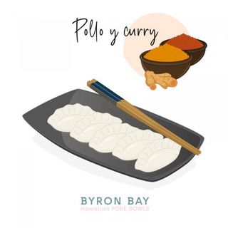 Gyozas de pollo y curry