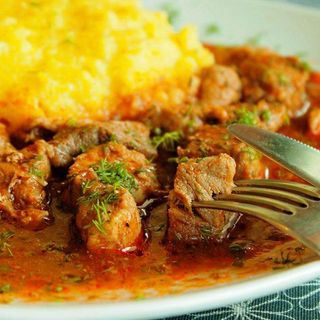 Tochitura de pui 400 gr.