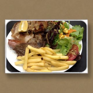 Grelhados Mista com Batatas Fritas