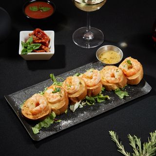 Bruschete cu Creveti