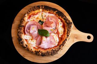Pizza Mortadella 32-32 cm