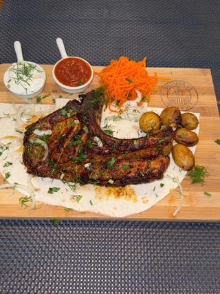 Szaszłyk Schab z Kością