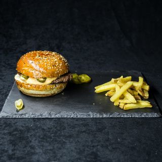 Chilly cheese burger