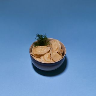 Z Boczkiem Wędzonym i Warzywami (12 szt.)