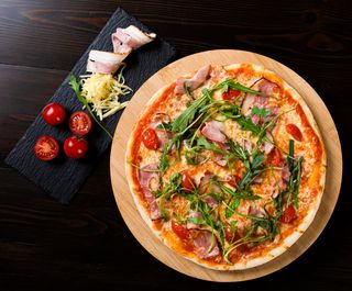 Պիցցա Բեկոնով