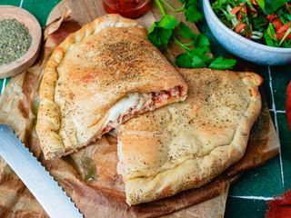 Calzone Thon