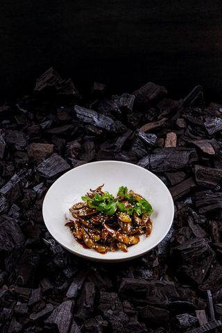 Edamame prăjit în sos tonkatsu