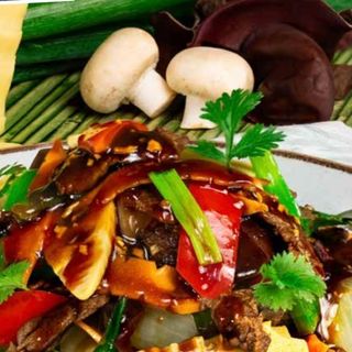 Thịt bò xào măng