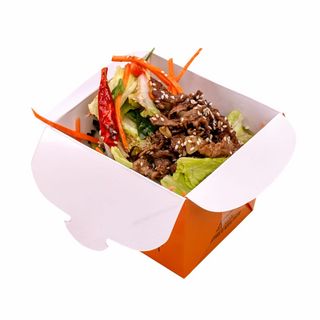 Азиатский салат с говядиной