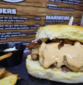 Burger La Trufada Hamburguesa Smash
