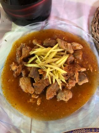 Carne Con Tomate (Ración)