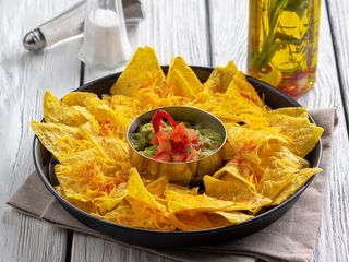 Начос з гуакамоле (60/70g)