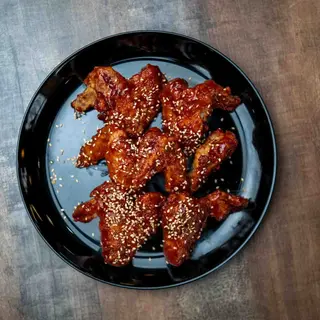 BBQ Chicken Wings (8) with Fries 