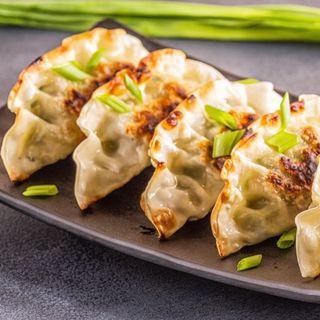Gyoza Japonés (6 Uds.)