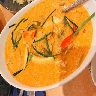 52A.Ternera Al Curry Thai Amarillo (Picante)
