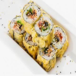 Maki de anguila ahumada