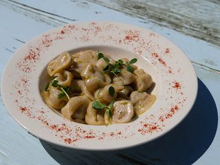 Варені пельмені зі сметанкою (250g)