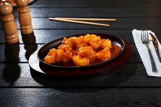 Creveți cu sos chilly