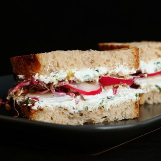 Kanapka z twarożkiem