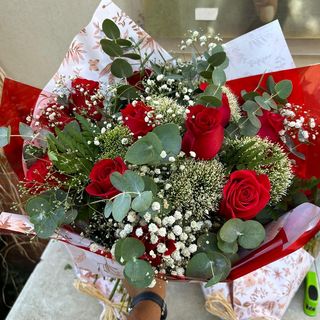 Ramo de 18 rosas rojas