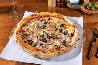 Pizza Tonno e Cipola Ø32cm