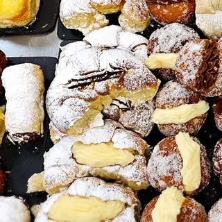 Medialuna crema