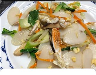 pasta de arroz con cangrejo