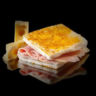 Sándwich De Jamón Y Queso