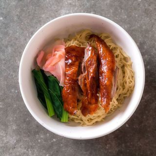 Spaghetti in brodo con anatra