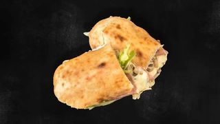 Standard indeks sendvič + coca cola 0.33 - akcija