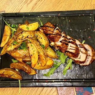 Խոզի սուկի լցոնած սնկով և մոցարելլա պանրով 