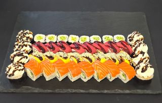 Набір: SUSHi БУМ 1 -40 шт (1 кг 030 г)