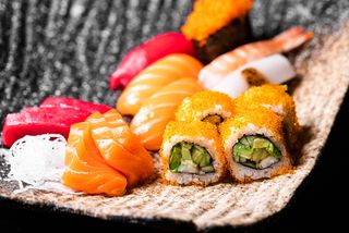 SUSHI +. MAKI + SAHIMI VARIADO