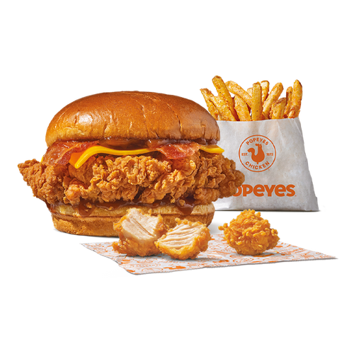 The BaconBBQ + Patatas Cajun + 2 nuggets