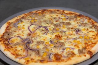 Pizza Tonno e Cipolla Ø32cm