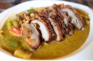 169. Pato Al Curry Verde