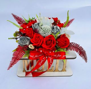 Aranjament La Multi Ani