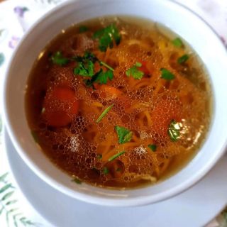 Rosołek z makaronem