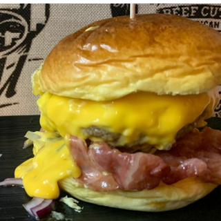 Hamburguesa Cheste Bacon 120gr.