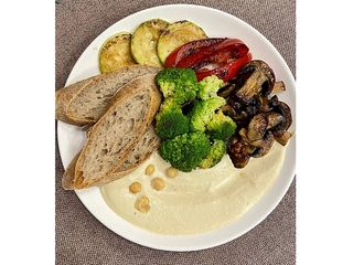 Овочеве соте з хумусом (350г)