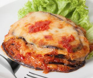 Berenjena A La Parmesana Con Bechamel
